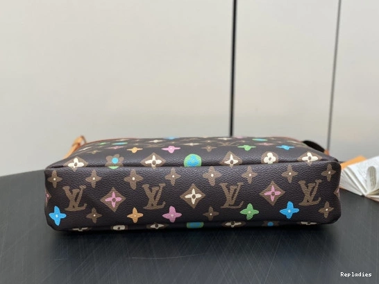 Cheap LOUIS VUITTON VOYAGE POCHETTE SOUPLE-32*21*8CM 0824